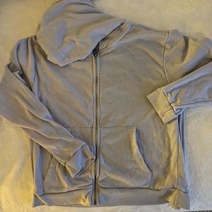 BRANDY MELVILLE ZIP UP
